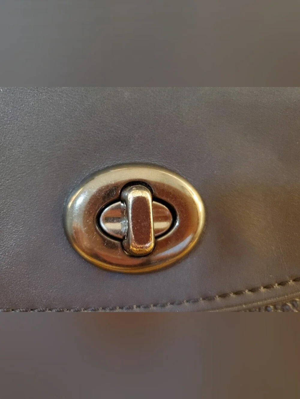 COACH FAYE CARRYALL 2WAY BAG IN GREAT GENTLY USED CONDITION!